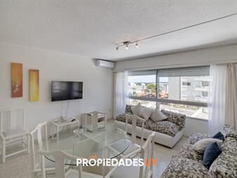 https://web5.gallito.com.uy/amplio-departamento-de-3-dormitorios-en-peninsula-inmuebles-25598289