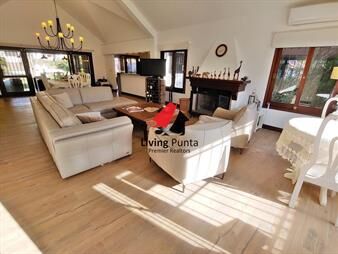 https://www.gallito.com.uy/residencia-en-rincon-del-indio-inmuebles-26059503