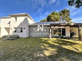 https://www.gallito.com.uy/en-venta-casa-de-4-suites-en-pinar-del-faro-inmuebles-27388363