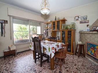 https://web5.gallito.com.uy/venta-casa-en-la-teja-3-dormitorios-pu-inmuebles-26798060