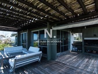https://web5.gallito.com.uy/venta-de-casa-en-la-juanita-jose-ignacio-de-4-inmuebles-27438742
