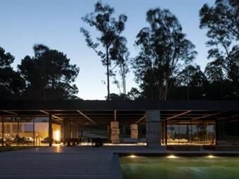 https://www.gallito.com.uy/terreno-exclusivo-en-la-reserva-montoya-pasos-de-la-playa-inmuebles-27442052