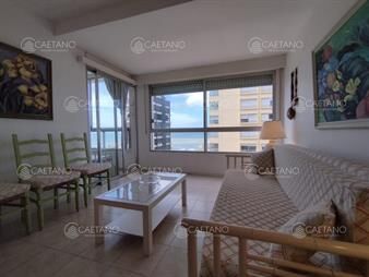 https://web5.gallito.com.uy/apartamento-en-venta-de-un-dormitorio-en-punta-inmuebles-26442643