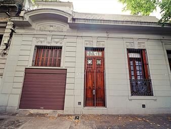 https://web5.gallito.com.uy/venta-casa-3-dormitorios-en-tres-cruces-inmuebles-27442408