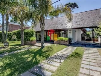https://web5.gallito.com.uy/venta-casa-playa-mansa-inmuebles-27448459