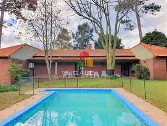 https://web5.gallito.com.uy/venta-de-casa-de-3-dormitorios-en-cantegril-del-inmuebles-27448522