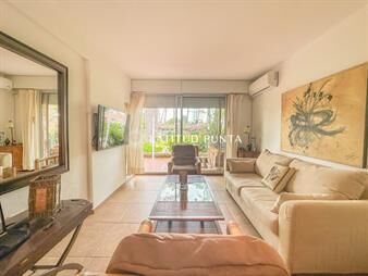 https://www.gallito.com.uy/aidy-grill-apartamento-de-2-dormitorios-mas-inmuebles-24717535