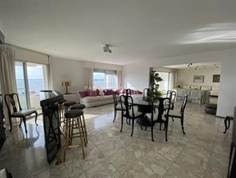 https://web5.gallito.com.uy/excelente-apartamento-en-venta-en-peninsula-de-inmuebles-19191761