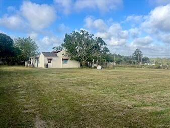 https://www.gallito.com.uy/venta-terreno-de-2369-m2-a-metros-de-ruta-101-inmuebles-26890742