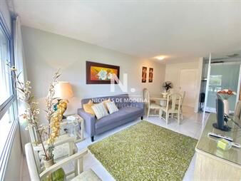 https://www.gallito.com.uy/departamento-de-2-dormitorios-roosevelt-punta-inmuebles-25042628