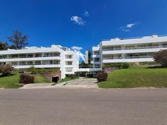 https://web5.gallito.com.uy/punta-del-este-brava-apto-1-dormirorio-en-venta-inmuebles-27170506