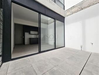 https://www.gallito.com.uy/venta-monoambiente-con-patio-palermo-inmuebles-26574083