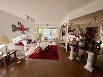 https://www.gallito.com.uy/apartamento-en-venta-de-2-dormitorios-en-torre-inmuebles-26073364