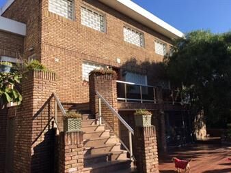 https://web5.gallito.com.uy/excelente-propiedad-en-venta-con-muy-buena-renta-inmuebles-25835091