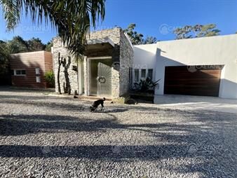 https://www.gallito.com.uy/venta-casa-punta-del-este-maldonado-inmuebles-27458649