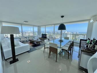 https://web5.gallito.com.uy/venta-de-apartamento-de-3-suites-y-dependencia-de-inmuebles-27458808