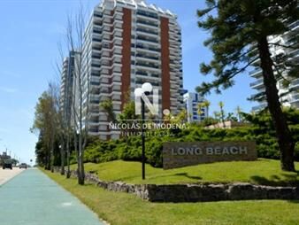 https://web5.gallito.com.uy/vende-apartamento-en-brava-punta-del-este-de-2-inmuebles-25450204