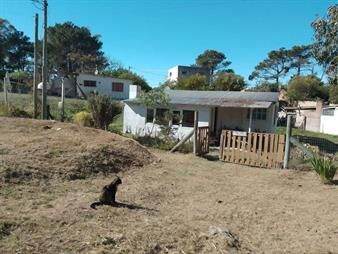 https://www.gallito.com.uy/casa-en-venta-en-santa-ana-a-3-cuadras-de-la-playa-inmuebles-27240297