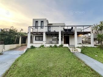 https://web5.gallito.com.uy/venta-de-casa-tres-dormitorios-pinares-punta-inmuebles-27239663