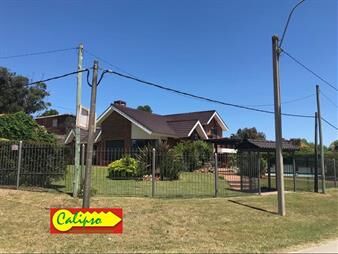 https://www.gallito.com.uy/casa-3-dormitorios-jacuzzi-piscina-atlantida-inmuebles-27420803
