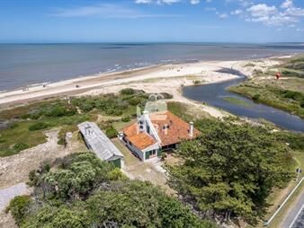 https://www.gallito.com.uy/casa-en-primera-lã­nea-al-mar-ref-pbi1129-inmuebles-23081945
