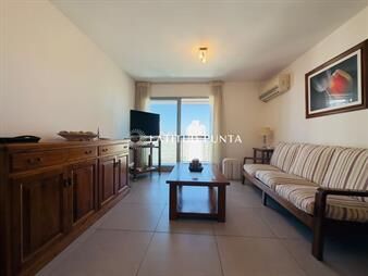https://web5.gallito.com.uy/apartamento-en-mansa-2-dormitorios-y-parrillero-inmuebles-26945780