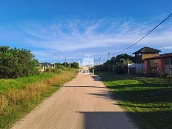 https://web5.gallito.com.uy/terreno-balneario-buenos-aires-ref-pbi13073-inmuebles-24646410