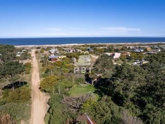 https://web5.gallito.com.uy/venta-de-terreno-en-balneario-buenos-aires-ref-inmuebles-25985433