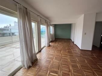 https://web5.gallito.com.uy/venta-penthouse-duplex-en-pocitos-con-renta-inmuebles-27124904