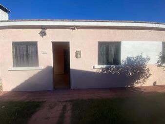 https://www.gallito.com.uy/alquiler-hermosa-casa-de-tres-dormitorios-inmuebles-27469451