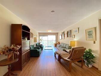 https://web5.gallito.com.uy/venta-apartamento-3-dormitorios-garage-pocitos-inmuebles-26287706