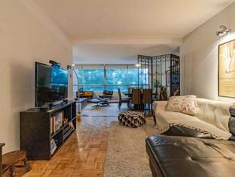 https://web5.gallito.com.uy/venta-apartamento-3-dormitorios-y-servicio-pocitos-inmuebles-27441067