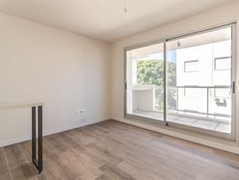 https://web5.gallito.com.uy/venta-apartamento-1-dormitorio-malvin-con-renta-inmuebles-27479040