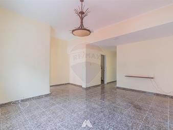 https://web5.gallito.com.uy/vende-casa-de-3-dormitorios-y-gge-en-paso-molino-inmuebles-27245299