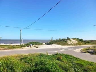 https://www.gallito.com.uy/terreno-esquina-en-rambla-de-parque-del-plata-inmuebles-27484423