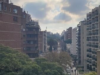 https://web5.gallito.com.uy/excelente-planta-con-garaje-balcon-y-box-inmuebles-27468707