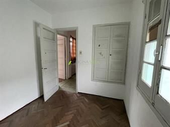 https://web5.gallito.com.uy/excelente-ubicacion-santa-lucia-esquina-inmuebles-27370295