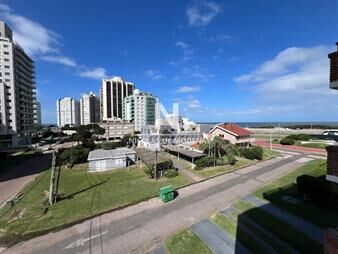 https://web5.gallito.com.uy/descubre-tu-refugio-en-brava-un-apartamento-que-inmuebles-27356641