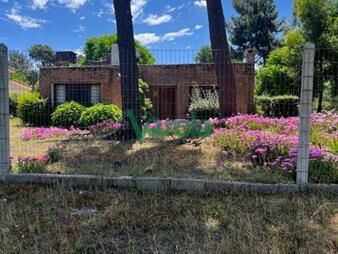 https://www.gallito.com.uy/venta-de-casa-en-marindia-2-dormitorios-y-demas-inmuebles-27484816