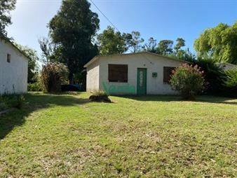 https://www.gallito.com.uy/casa-de-2-dormitorios-en-san-luis-inmuebles-27484899