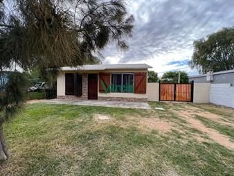 https://www.gallito.com.uy/una-casa-y-dos-aptos-en-venta-en-salinas-ideal-inmuebles-27484993