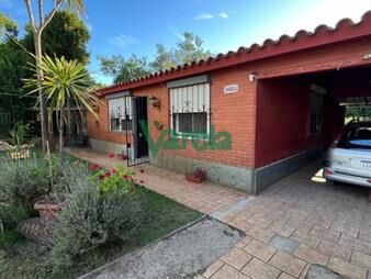 https://www.gallito.com.uy/venta-de-2-casas-en-salinas-al-sur-3-estufa-x-3-inmuebles-27485136