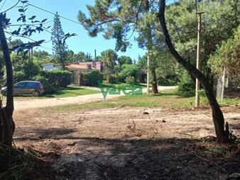 https://www.gallito.com.uy/venta-terreno-en-pinamar-sur-espectacular-inmuebles-27485151