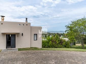 https://web5.gallito.com.uy/alquiler-temporario-de-casa-3-dormitorios-en-las-grutas-pu-inmuebles-27485205