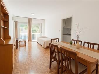 https://web5.gallito.com.uy/apartamento-venta-1-dormitorio-cocina-definida-pocitos-inmuebles-27382601