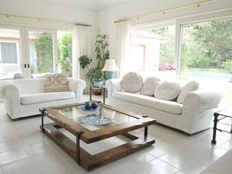 https://web5.gallito.com.uy/hermosa-casa-de-4-dormitorios-a-la-venta-inmuebles-20384664