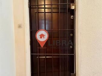 https://web5.gallito.com.uy/en-venta-apartamento-2-dormitorios-y-patio-en-de-inmuebles-27490240