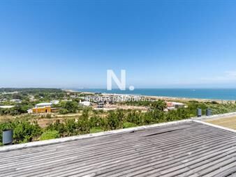 https://web5.gallito.com.uy/vende-apartamento-de-2-dormitorios-frente-al-mar-inmuebles-27494135