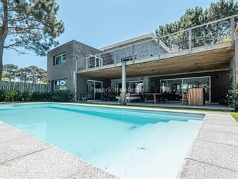 https://web5.gallito.com.uy/casa-en-pinar-del-faro-4-dorm-inmuebles-26320350