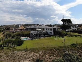https://web5.gallito.com.uy/venta-terreno-punta-ballena-las-grutas-inmuebles-25831088